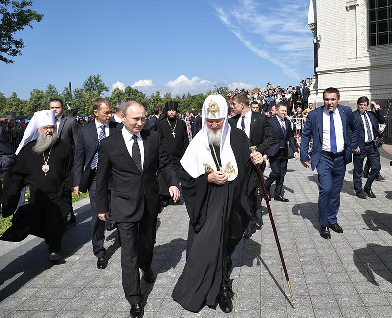 Владимир Путин посетил Кронштадтский Морской собор