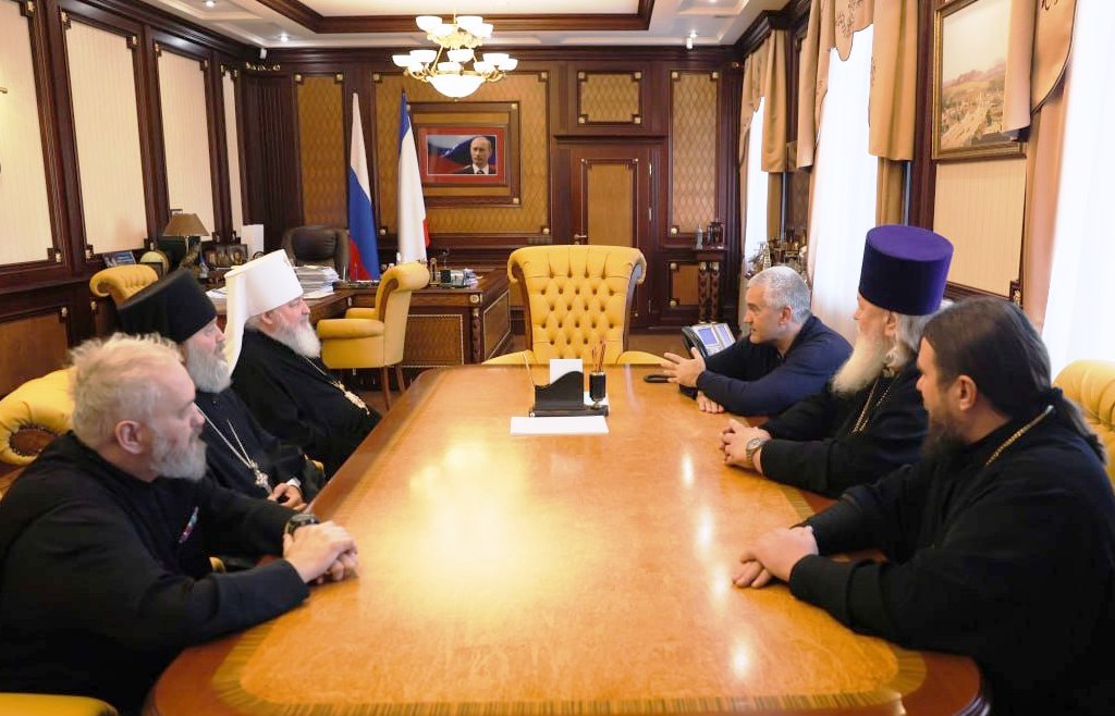Архимандрит Алексий (Ганьжин) принял участие во встрече с Главой Республики Крым Сергеем Аксеновым