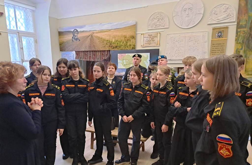 В честь 80-й годовщины разгрома немецко-фашистских войск в Сталинградской битве Военный Отдел провёл мероприятие для молодёжи кадетских классов