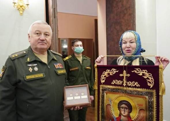 В домовой храм Михайловской военной артиллерийской академии передан ковчег с частицами мощей святых – преподобного Сергия Радонежского, Николая Чудотворца, воина Иоанна В домовой храм Михайловской военной артиллерийской академии передан ковчег с частицами мощей святых – преподобного Сергия Радонежского, Николая Чудотворца, воина Иоанна