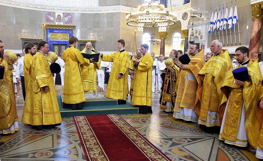 В годовщину Крещения Руси архимандрит Алексий (Ганьжин) сослужил митрополиту Варсонофию на Божественной литургии в Кронштадтском Никольском Морском ставропигиальном соборе В годовщину Крещения Руси архимандрит Алексий (Ганьжин) сослужил митрополиту Варсонофию на Божественной литургии в Кронштадтском Никольском Морском ставропигиальном соборе