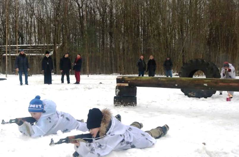 Архимандрит Алексий (Ганьжин) посетил военно-патриотические занятия юнармейцев Архимандрит Алексий (Ганьжин) посетил военно-патриотические занятия юнармейцев