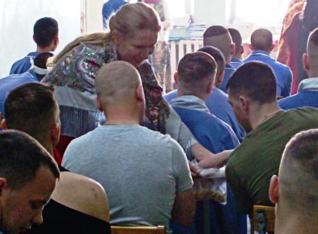 Благотворительная акция в Кронштадте "Пасхальный подарок солдатам, находящимся в госпитале" Благотворительная акция в Кронштадте "Пасхальный подарок солдатам, находящимся в госпитале"