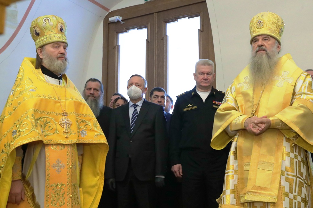 Зам. председателя Синодального отдела МП РПЦ архимандрит Алексий (Ганьжин) сослужил Митрополиту Санкт-Петербургскому и Ладожскому Варсонофию в чине освящения домового храма в Адмиралтействе Зам. председателя Синодального отдела МП РПЦ архимандрит Алексий (Ганьжин) сослужил Митрополиту Санкт-Петербургскому и Ладожскому Варсонофию в чине освящения домового храма в Адмиралтействе
