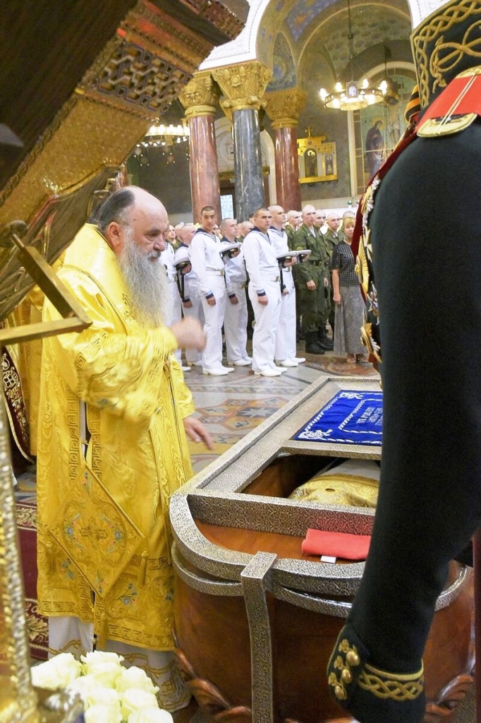 В годовщину Крещения Руси архимандрит Алексий (Ганьжин) сослужил митрополиту Варсонофию на Божественной литургии в Кронштадтском Никольском Морском ставропигиальном соборе В годовщину Крещения Руси архимандрит Алексий (Ганьжин) сослужил митрополиту Варсонофию на Божественной литургии в Кронштадтском Никольском Морском ставропигиальном соборе