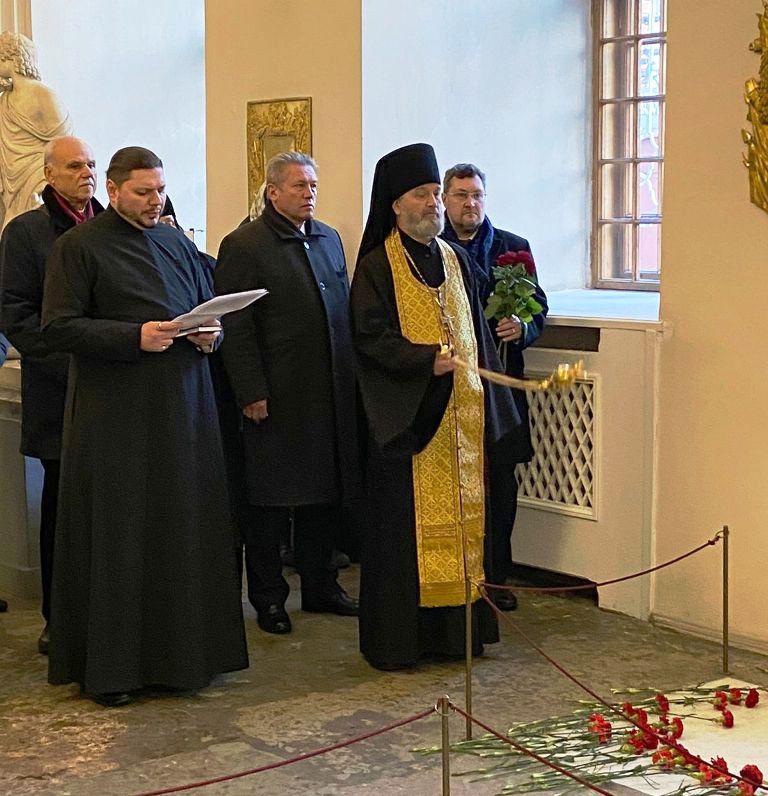 Архимандрит Алексий (Ганьжин) совершил панихиду в день рождения великого русского полководца Александра Васильевича Суворова Архимандрит Алексий (Ганьжин) совершил панихиду в день рождения великого русского полководца Александра Васильевича Суворова