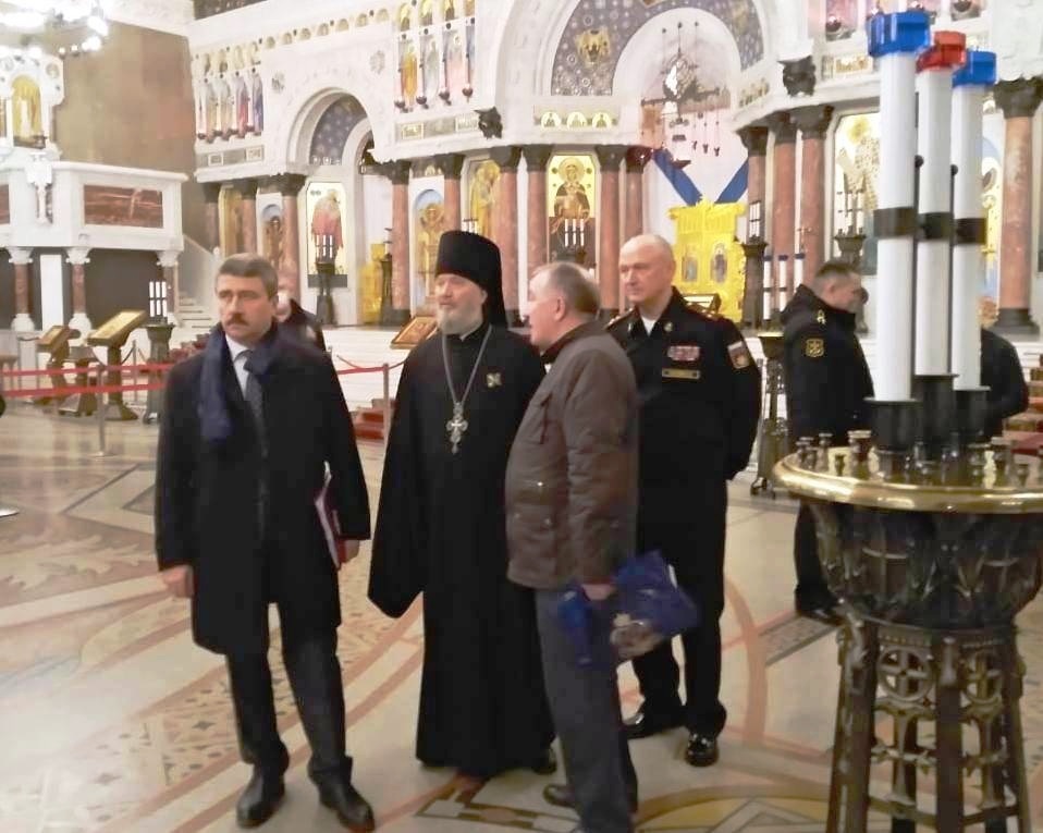 Делегация Министерства Обороны Российской Федерации посетила Кронштадтский Никольский Морской ставропигиальный собор Делегация Министерства Обороны Российской Федерации посетила Кронштадтский Никольский Морской ставропигиальный собор