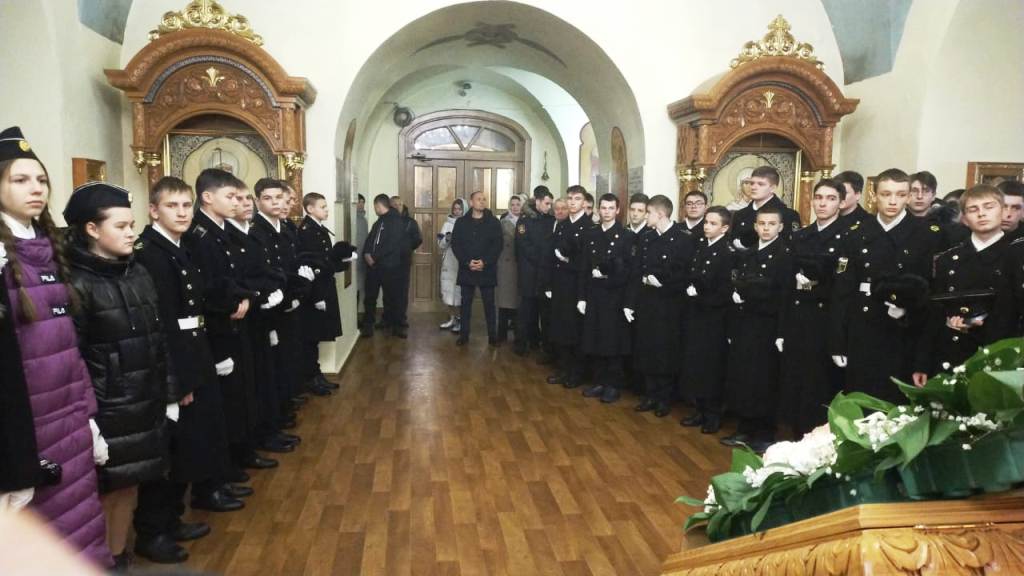 Архимандрит Алексий (Ганьжин) посетил город воинской славы Курск. По благословению митрополита Курского и Рыльского Германа отец Алексий возглавил божественную литургию в Курском Михайловском храме (морском) Архимандрит Алексий (Ганьжин) посетил город воинской славы Курск. По благословению митрополита Курского и Рыльского Германа отец Алексий возглавил божественную литургию в Курском Михайловском храме (морском)