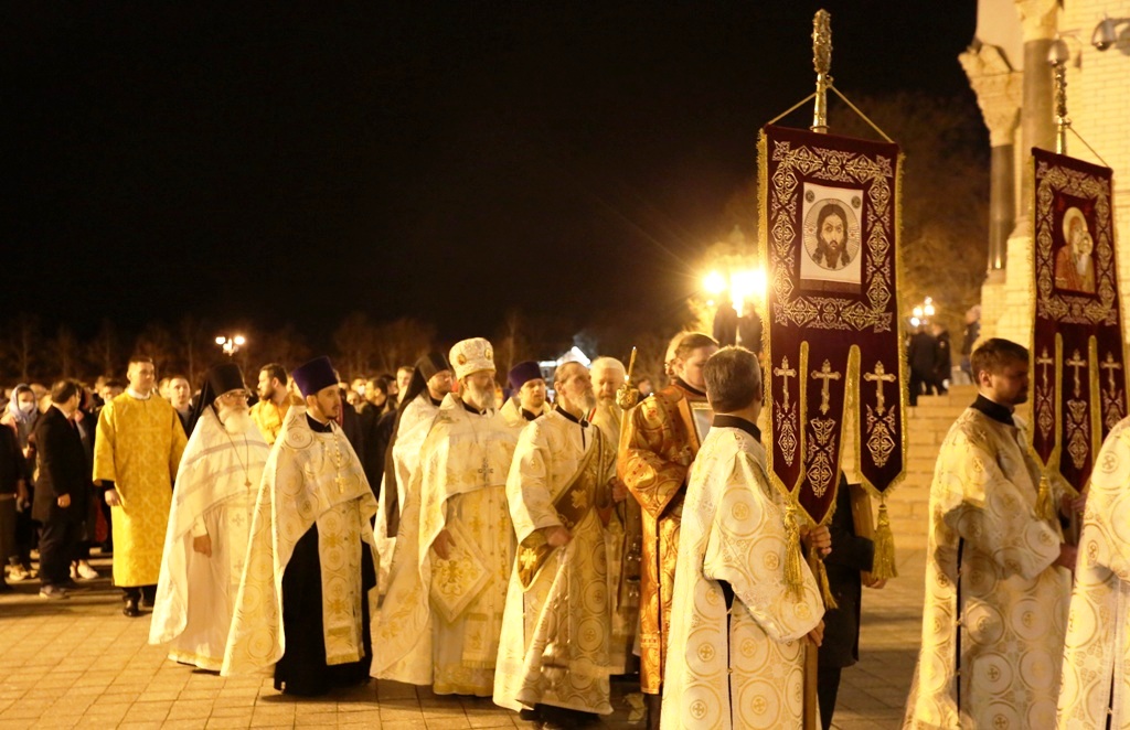 В праздник Светлого Христова Воскресения архимандрит Алексий (Ганьжин) возглавил Пасхальное богослужение в Главном Морском соборе России В праздник Светлого Христова Воскресения архимандрит Алексий (Ганьжин) возглавил Пасхальное богослужение в Главном Морском соборе России