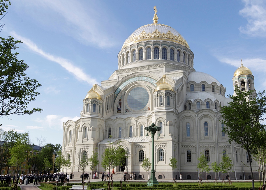 Митрополит Санкт-Петербургский и Ладожский Варсонофий совершил Всенощное бдение в Кронштадтском Никольском Морском ставропигиальном соборе Митрополит Санкт-Петербургский и Ладожский Варсонофий совершил Всенощное бдение в Кронштадтском Никольском Морском ставропигиальном соборе