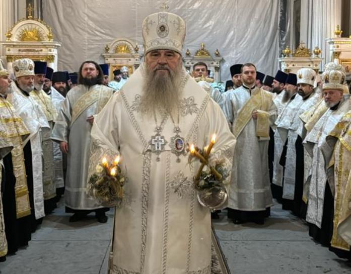 Митрополит Варсонофий совершил великую вечерню в Александро-Невской лавре, ему сослужил Архимандрит Алексий (Ганьжин) и другие священнослужители Митрополит Варсонофий совершил великую вечерню в Александро-Невской лавре, ему сослужил Архимандрит Алексий (Ганьжин) и другие священнослужители