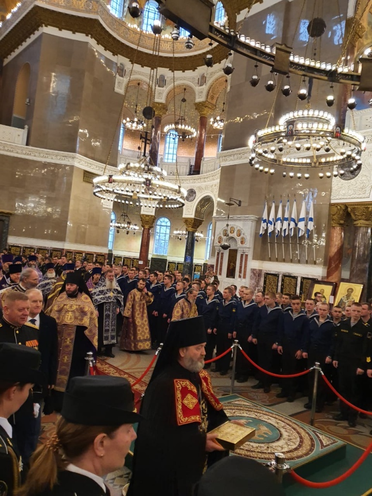 Зам. председателя Синодального отдела РПЦ Архимандрит Алексий (Ганьжин) возглавил торжественную встречу главной иконы Вооруженных Сил Российской Федерации «Спас Нерукотворный» принесенной в Санкт-Петербург Зам. председателя Синодального отдела РПЦ Архимандрит Алексий (Ганьжин) возглавил торжественную встречу главной иконы Вооруженных Сил Российской Федерации «Спас Нерукотворный» принесенной в Санкт-Петербург