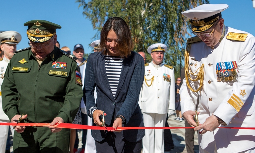 Зам. председателя Синодального отдела РПЦ Архимандрит Алексий (Ганьжин) принял участие в открытии Аллеи героев в Кронштадте Зам. председателя Синодального отдела РПЦ Архимандрит Алексий (Ганьжин) принял участие в открытии Аллеи героев в Кронштадте
