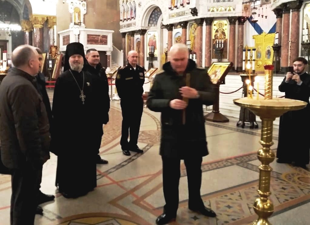 Делегация Министерства Обороны Российской Федерации посетила Кронштадтский Никольский Морской ставропигиальный собор Делегация Министерства Обороны Российской Федерации посетила Кронштадтский Никольский Морской ставропигиальный собор