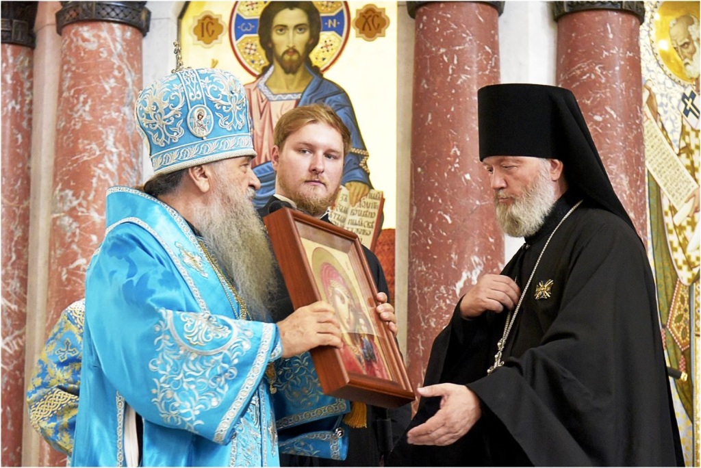 Митрополит Санкт-Петербургский и Ладожский Варсонофий совершил Всенощное бдение в Кронштадтском Никольском Морском ставропигиальном соборе Митрополит Санкт-Петербургский и Ладожский Варсонофий совершил Всенощное бдение в Кронштадтском Никольском Морском ставропигиальном соборе