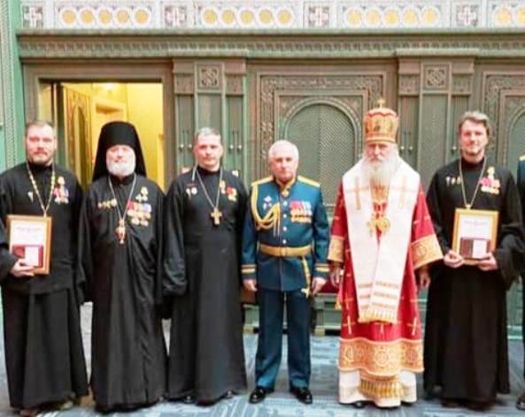 Архимандрит Алексий (Ганьжин) сослужил митрополиту Каширскому, викарию Святейшего Патриарха Феогносту в Главном храме Вооруженных Сил России накануне Дня Победы Архимандрит Алексий (Ганьжин) сослужил митрополиту Каширскому, викарию Святейшего Патриарха Феогносту в Главном храме Вооруженных Сил России накануне Дня Победы