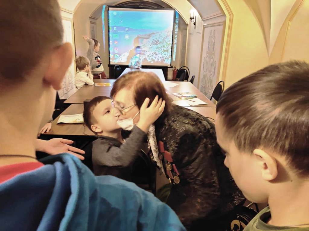 Занятие в Воскресной школе Кронштадтского Никольского Морского ставропигиального собора, посвященное подвигу прорыва блокады Ленинграда Занятие в Воскресной школе Кронштадтского Никольского Морского ставропигиального собора, посвященное подвигу прорыва блокады Ленинграда