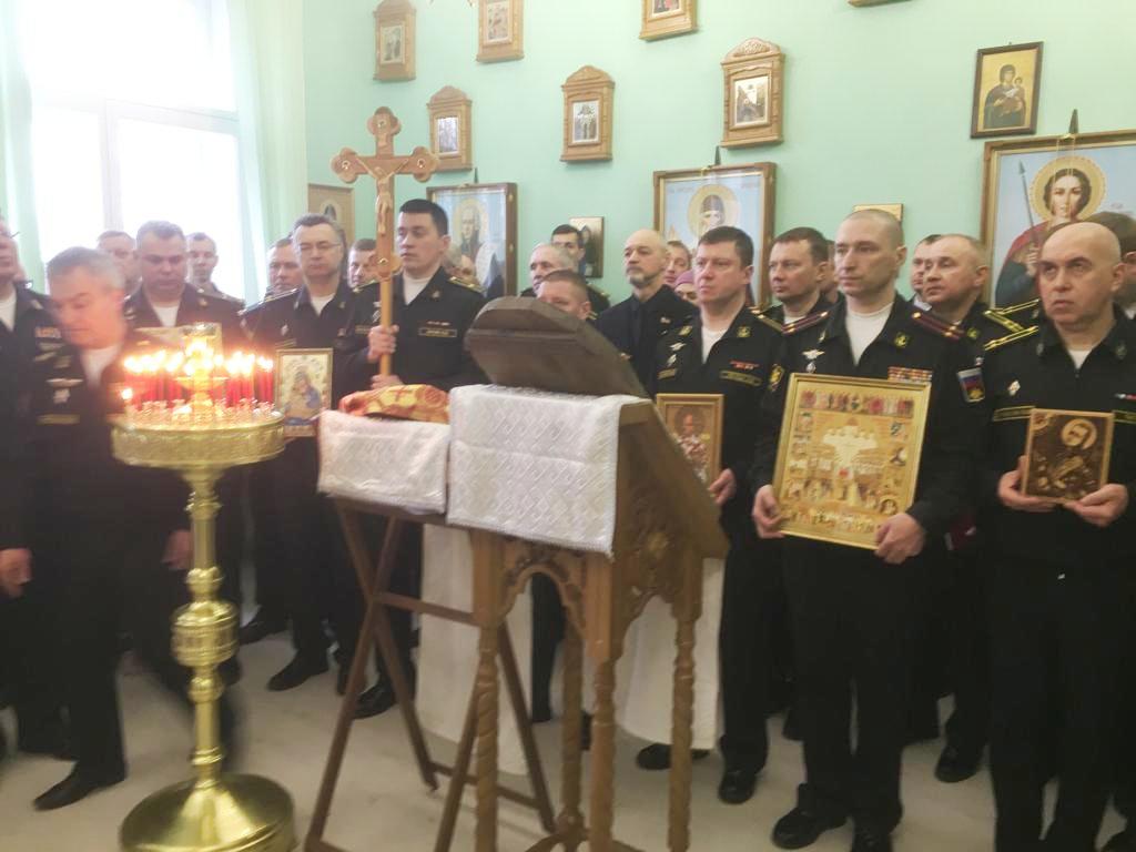 В домовом храме «Апостола Андрея Первозванного» Военно-морской академии состоялся праздничный Молебен Пасхальным чином В домовом храме «Апостола Андрея Первозванного» Военно-морской академии состоялся праздничный Молебен Пасхальным чином