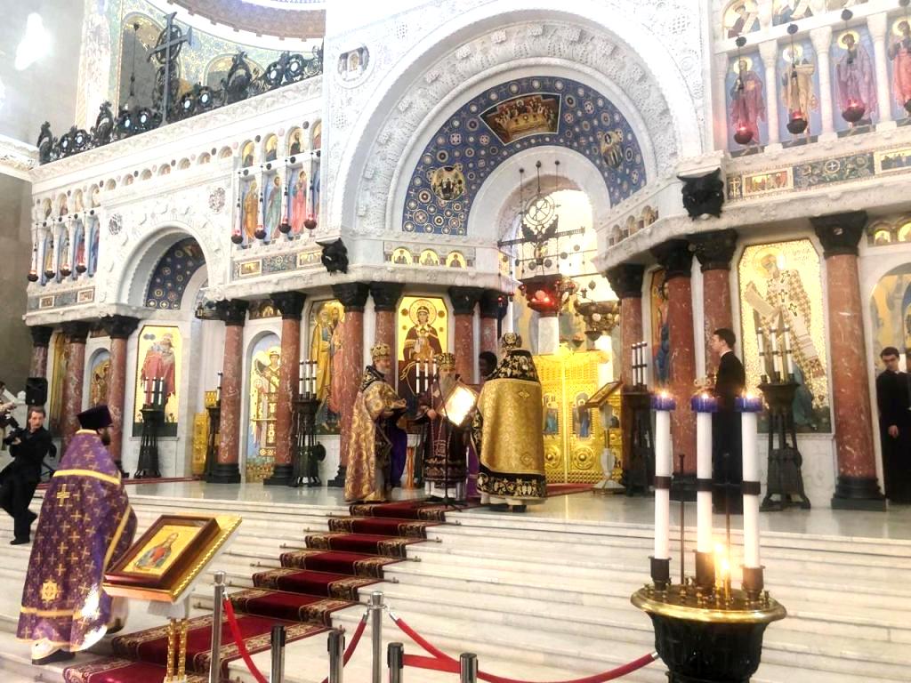 Митрополит Варсонофий совершил Божественную литургию в Никольском Морском ставропигиальном соборе, архимандрит Алексий (Ганьжин) был награжден правом служения Божественной литургии с отверстыми Царскими вратами до "Отче наш" Митрополит Варсонофий совершил Божественную литургию в Никольском Морском ставропигиальном соборе, архимандрит Алексий (Ганьжин) был награжден правом служения Божественной литургии с отверстыми Царскими вратами до "Отче наш"