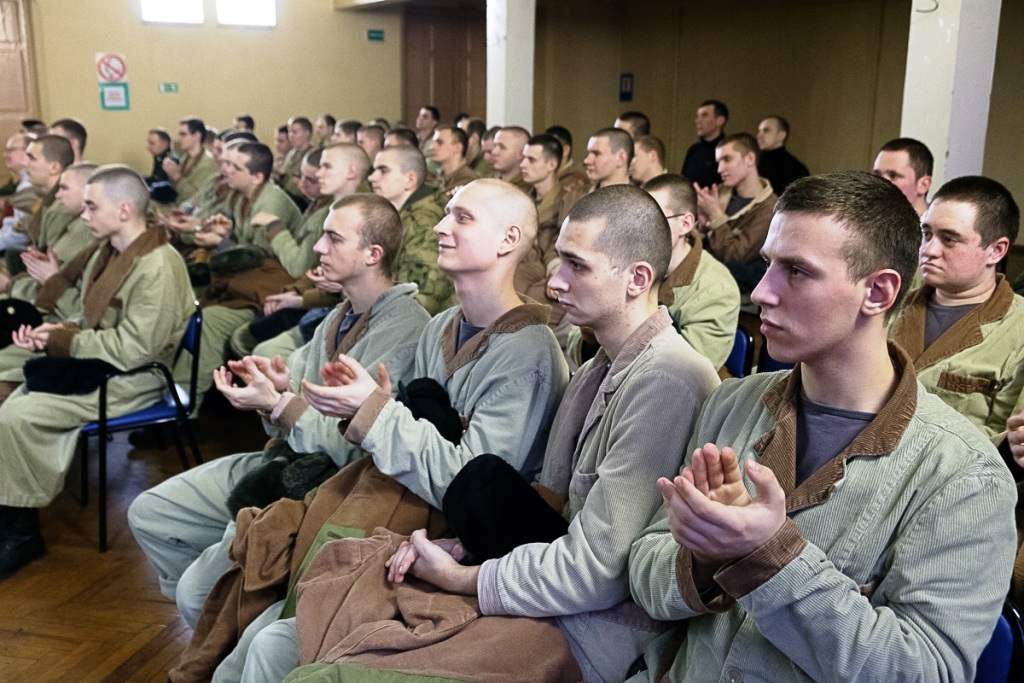 Благотворительная акция " Подарок солдату ко Дню защитника Отечества" Благотворительная акция " Подарок солдату ко Дню защитника Отечества"
