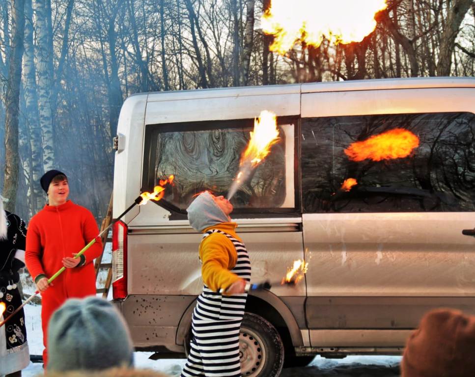 Рождество Христово отмечают в Военном и Кронштадтском благочиниях ухрама Свт. Спиридона Тримифунтского Рождество Христово отмечают в Военном и Кронштадтском благочиниях ухрама Свт. Спиридона Тримифунтского