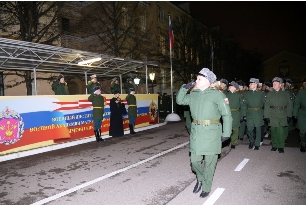 В Военном институте (инженерно-техническом) встретили ковчег с частицей мощей Святителя Николая Чудотворца В Военном институте (инженерно-техническом) встретили ковчег с частицей мощей Святителя Николая Чудотворца
