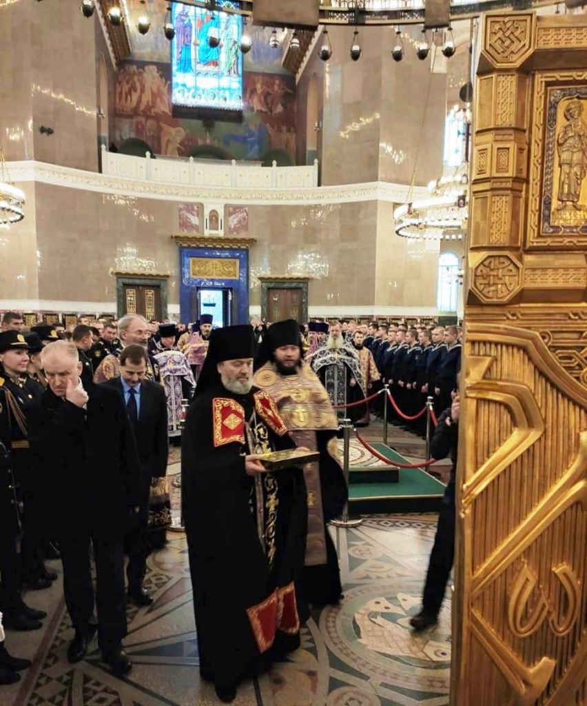 Зам. председателя Синодального отдела РПЦ Архимандрит Алексий (Ганьжин) возглавил торжественную встречу главной иконы Вооруженных Сил Российской Федерации «Спас Нерукотворный» принесенной в Санкт-Петербург Зам. председателя Синодального отдела РПЦ Архимандрит Алексий (Ганьжин) возглавил торжественную встречу главной иконы Вооруженных Сил Российской Федерации «Спас Нерукотворный» принесенной в Санкт-Петербург