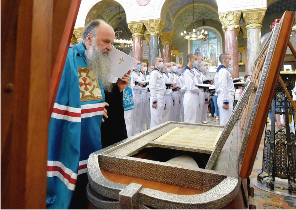 Митрополит Санкт-Петербургский и Ладожский Варсонофий совершил Всенощное бдение в Кронштадтском Никольском Морском ставропигиальном соборе Митрополит Санкт-Петербургский и Ладожский Варсонофий совершил Всенощное бдение в Кронштадтском Никольском Морском ставропигиальном соборе