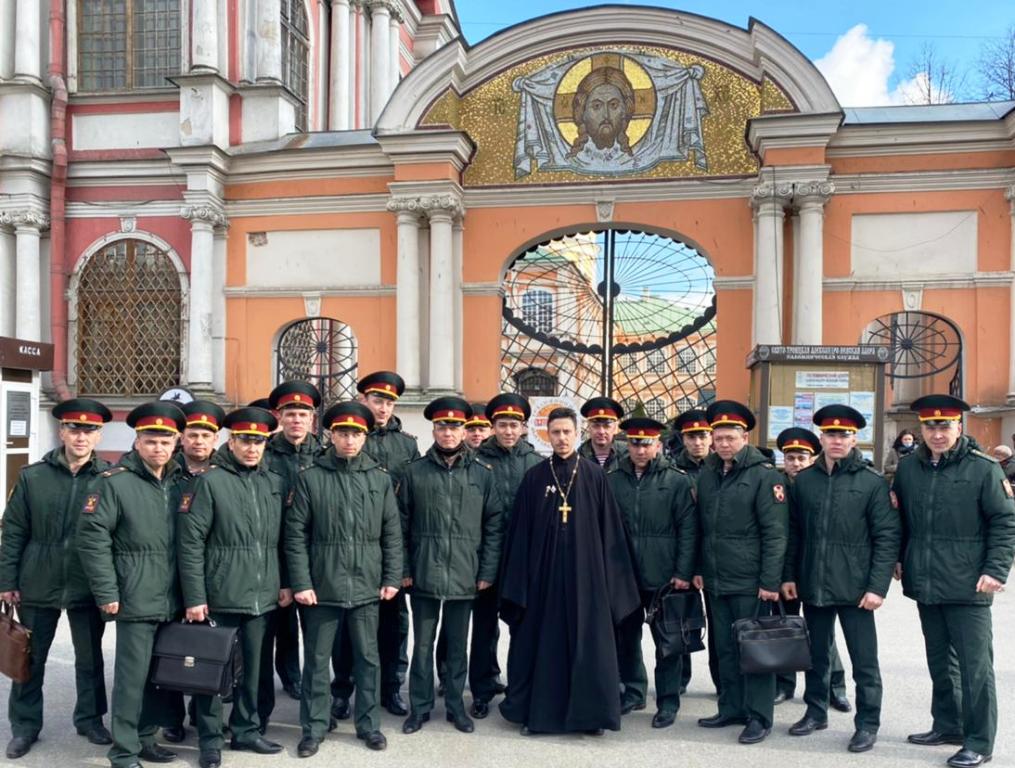Престольный праздник святителя Игнатия Брянчанинова и 800-летие святого Александра Невского отметили в Военном инженерно-техническом институте Военной академии материально-технического обеспечения Престольный праздник святителя Игнатия Брянчанинова и 800-летие святого Александра Невского отметили в Военном инженерно-техническом институте Военной академии материально-технического обеспечения