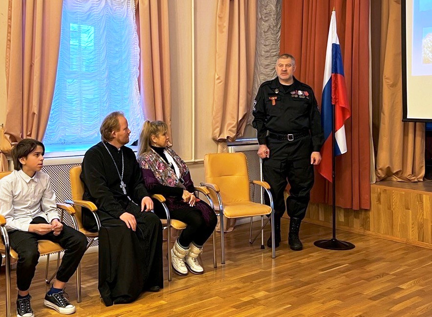 Школа №676 Кронштадтского района Санкт-Петербурга совместно с Военным отделом Санкт-Петербургской епархии отметили День Героев Отечества Школа №676 Кронштадтского района Санкт-Петербурга совместно с Военным отделом Санкт-Петербургской епархии отметили День Героев Отечества